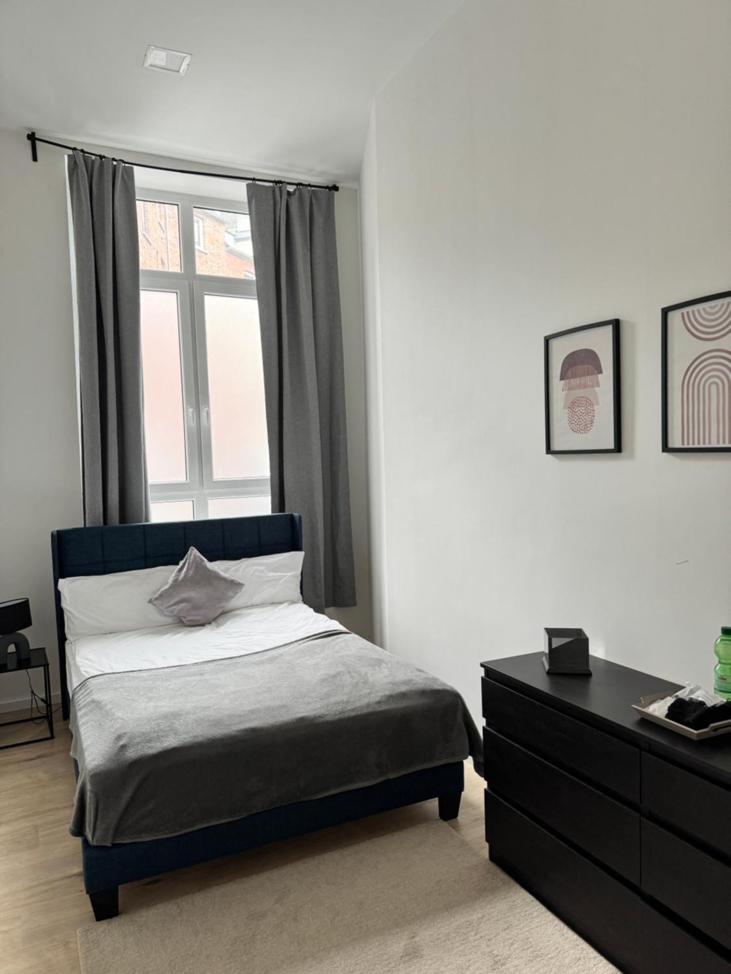 Heaven Homes - Doppelzimmer Mit Eigenem Bad Dusseldorf Exterior photo