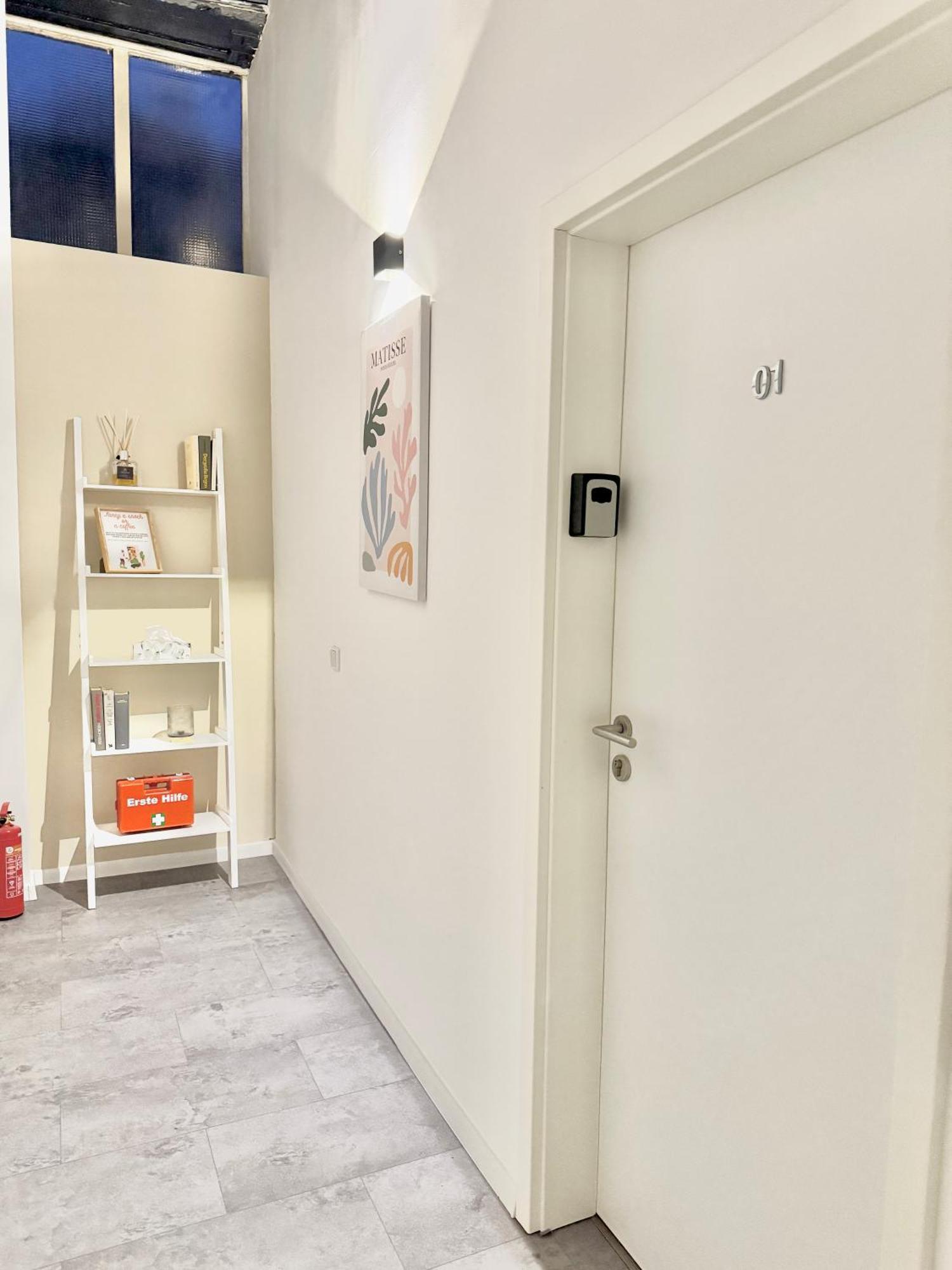 Heaven Homes - Doppelzimmer Mit Eigenem Bad Dusseldorf Exterior photo